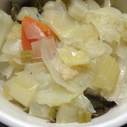 お野菜たっぷり&和のお味で、とっても優しいスープですね〜
ごちそうさま☆